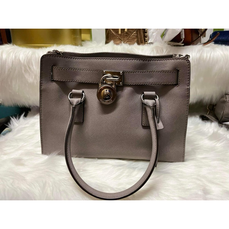 Second hand michael clearance kors bag