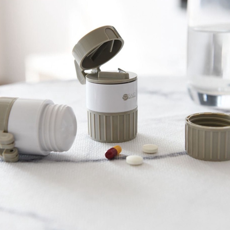 4 In 1 Portable Medicine Pill Cutter Grinder Powder Medicine Splitter ...