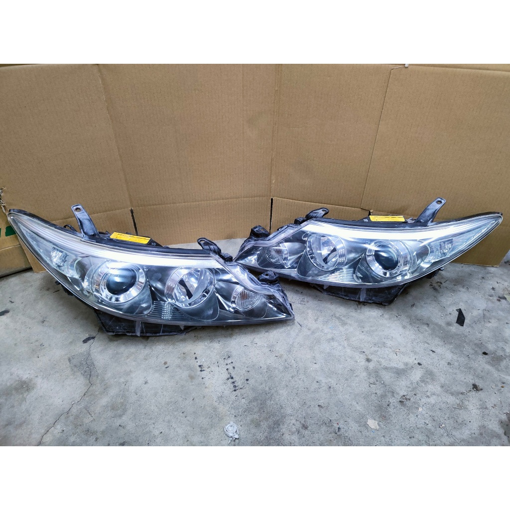 NFL FACELIFT Toyota Estima ACR50 2010-2015 KOITO 28-217 XENON HID ...