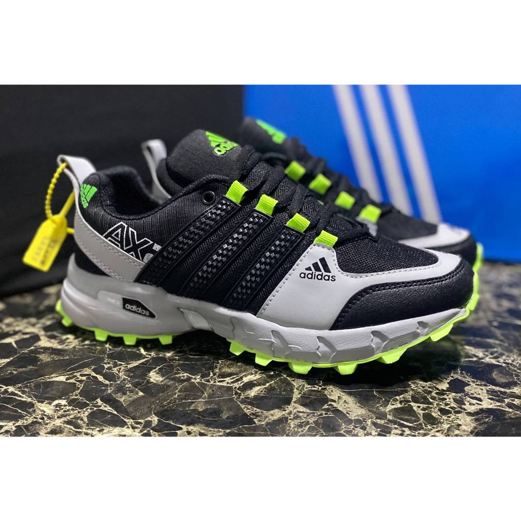 Kasut Adidas Style hiking Design Sesuai untuk lelaki dan perempuan Shopee Malaysia