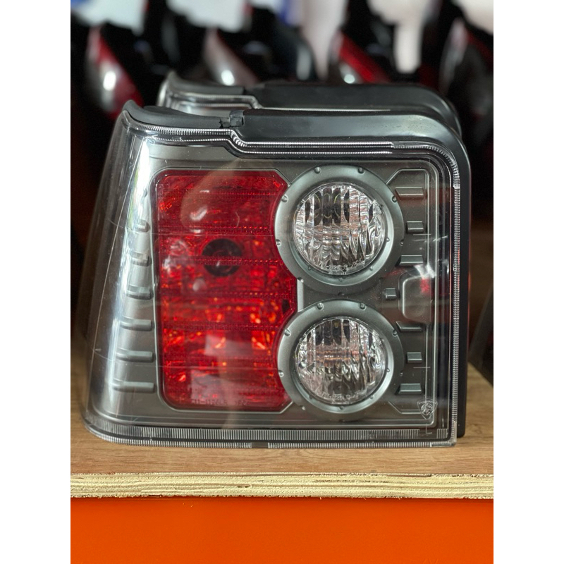Proton Saga Iswara Tail Lamp 100% Original NEW | Shopee Malaysia