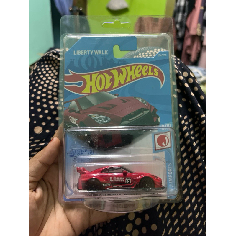 NISSAN R35 MERAH LBWK | Shopee Malaysia