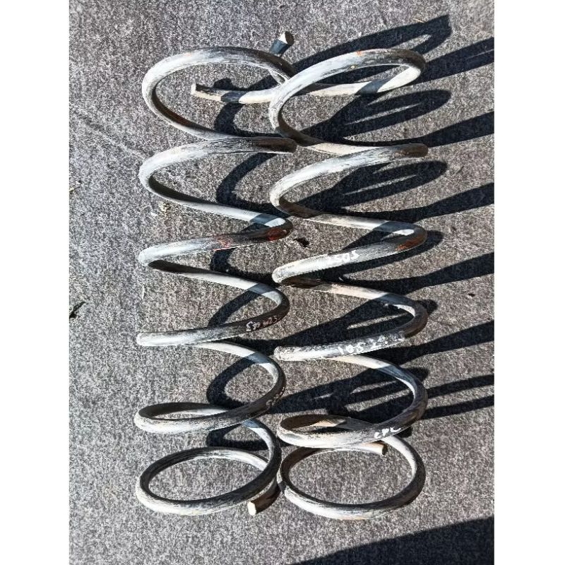 AVY viva Rear spring 1 pair (used Japan) | Shopee Malaysia