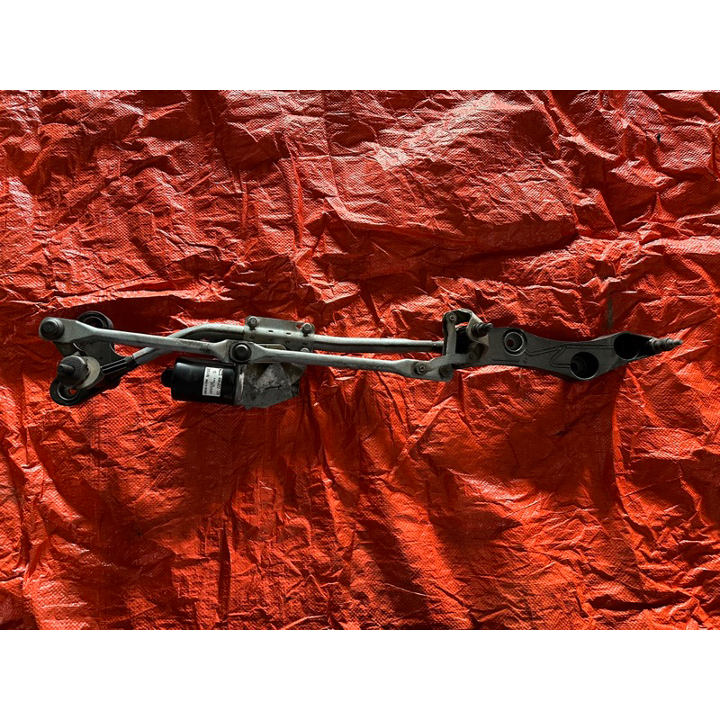 bmw E60 wiper Motor & wiper link complete Shopee Malaysia