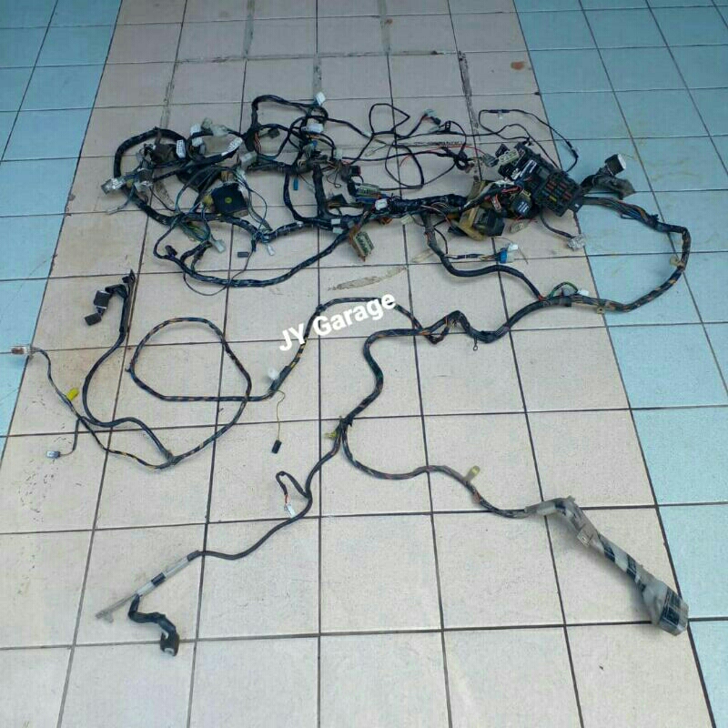 WIRING DALAM COMPLETE FUSE BOX DASHBOARD,LANTAI PROTON WIRA 1.3 MMC