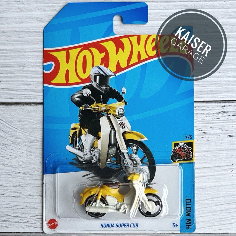 Hot Wheels : Honda Super Cub Yellow (J-Hook Creased) | Shopee Malaysia