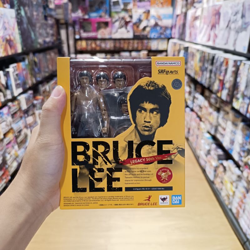 Bandai S.H.Figuarts Bruce Lee Figure LEGACY 50th Anniversary Ver - View #13