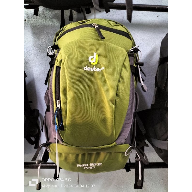 Deuter giga shops flat malaysia