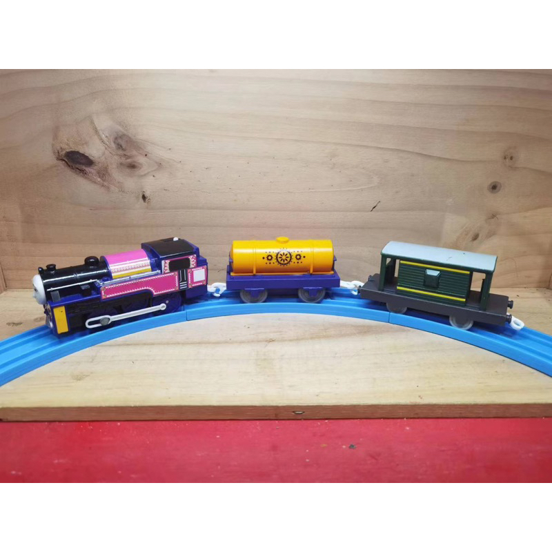 Takara Tomy Electric Motorised Train Thomas and Friends - Ashima ...
