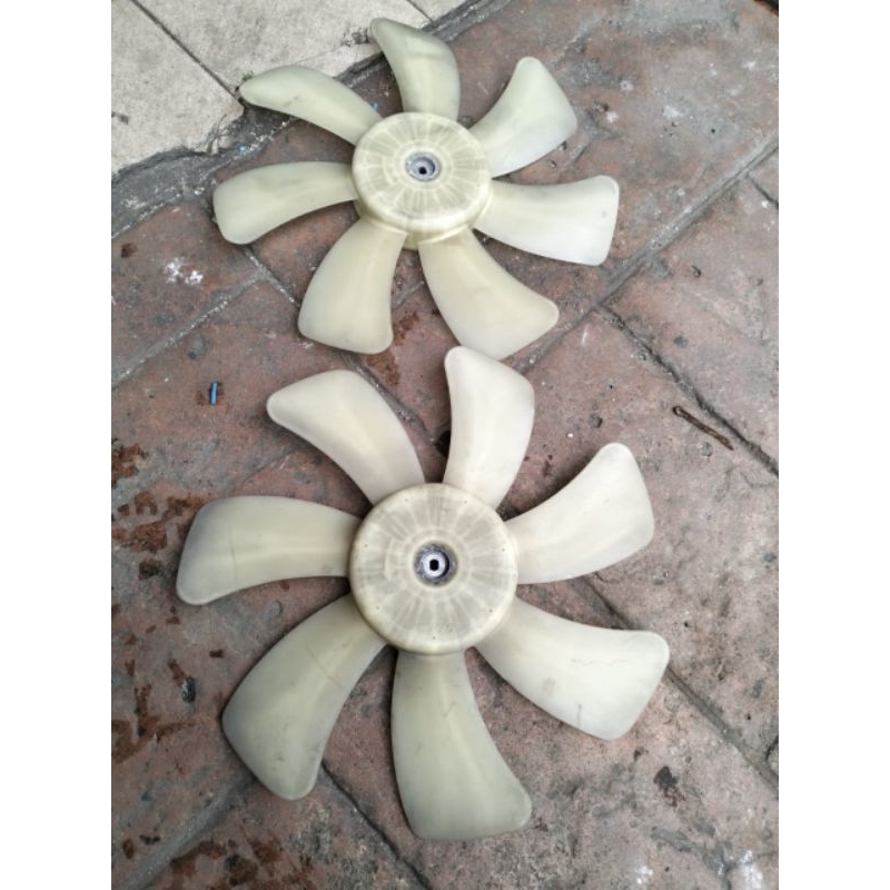 1971 Chevrolet Impala/Caprice/Bel Air FAN CLUTCH WITH CORRECT CURVED Fans On Face Correct Stamped Face With Spring Fan Gm 3947772