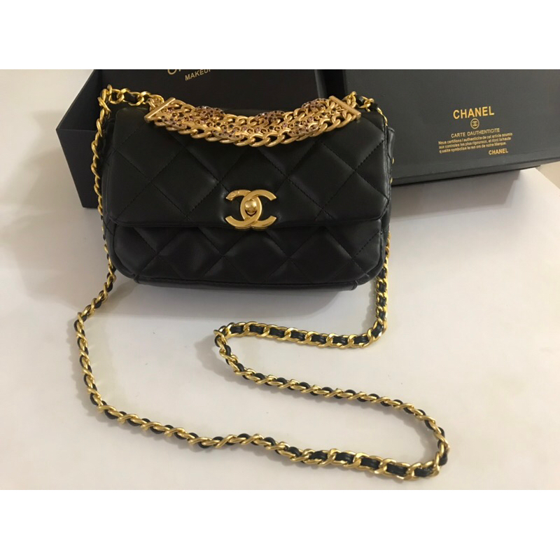 Ready stock C complimentary vip flap sling bag Shopee Malaysia