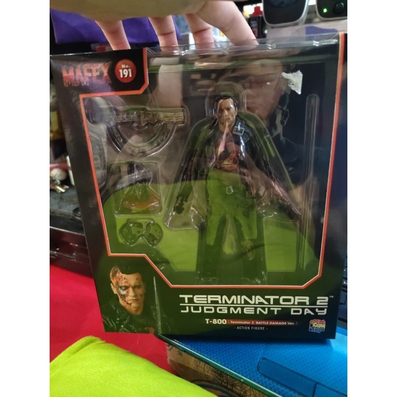 MEDICOM TOY MAFEX No.191 T-800 T2:BATTLE DAMAGE Ver. Terminator 2 ...
