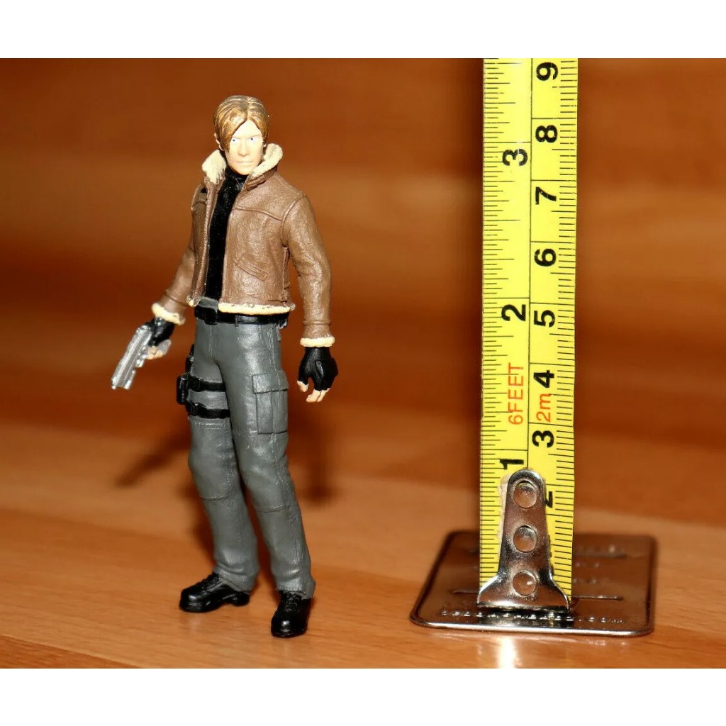 Resident evil 4 Agatsuma capcom Mini Figur Figure Leon S.Kennedy RPD ...