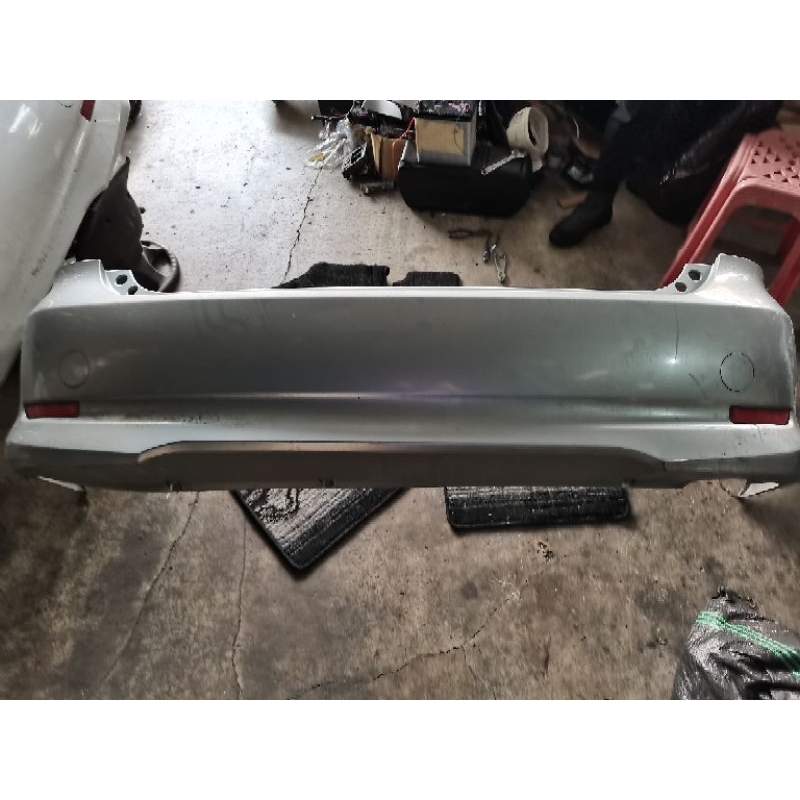 22/4/25 (defect) Toyota estima acr50 rear bumper used Japan original ...