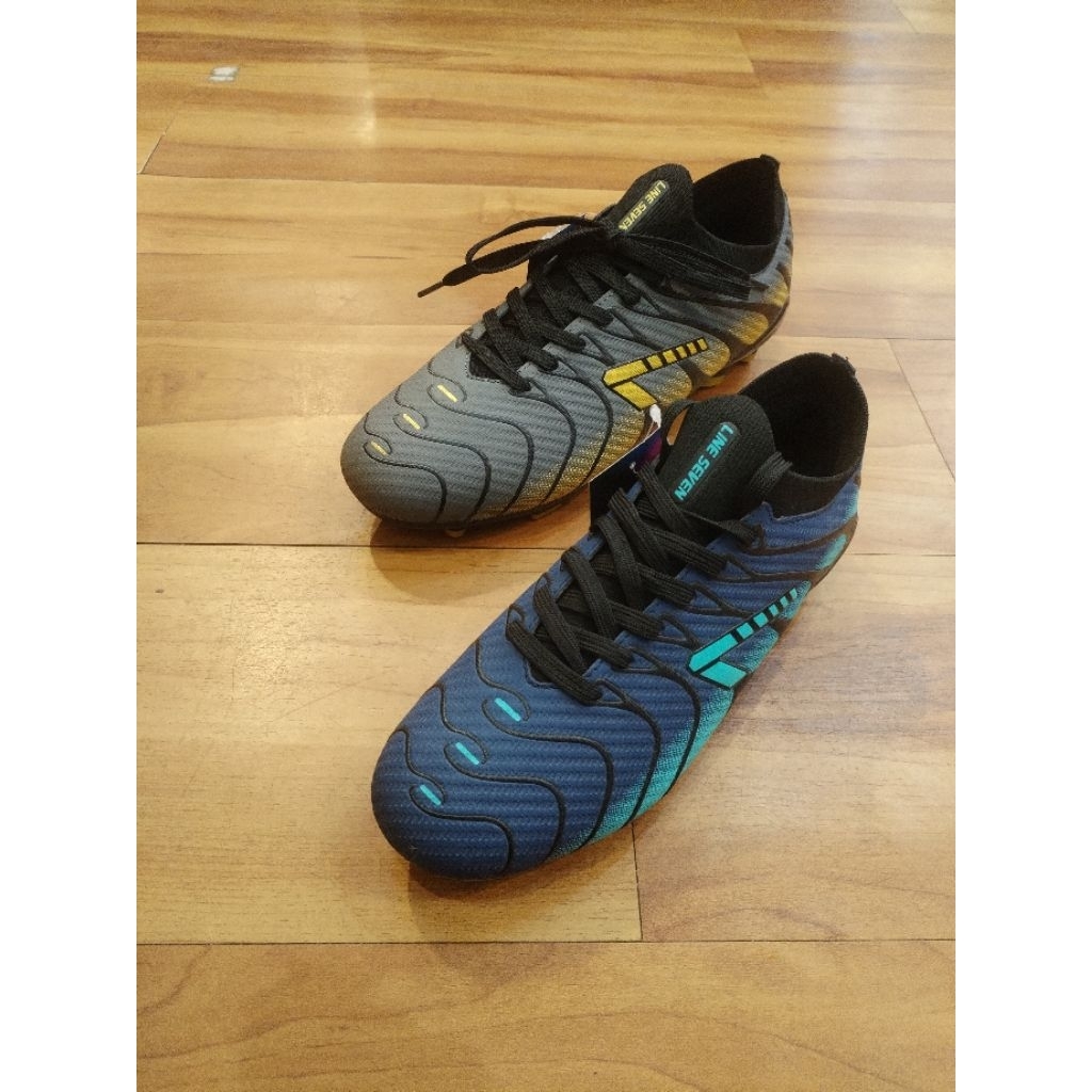 LINE SEVEN SOCCER BOOTS L7-BUTTERFLY | Shopee Malaysia