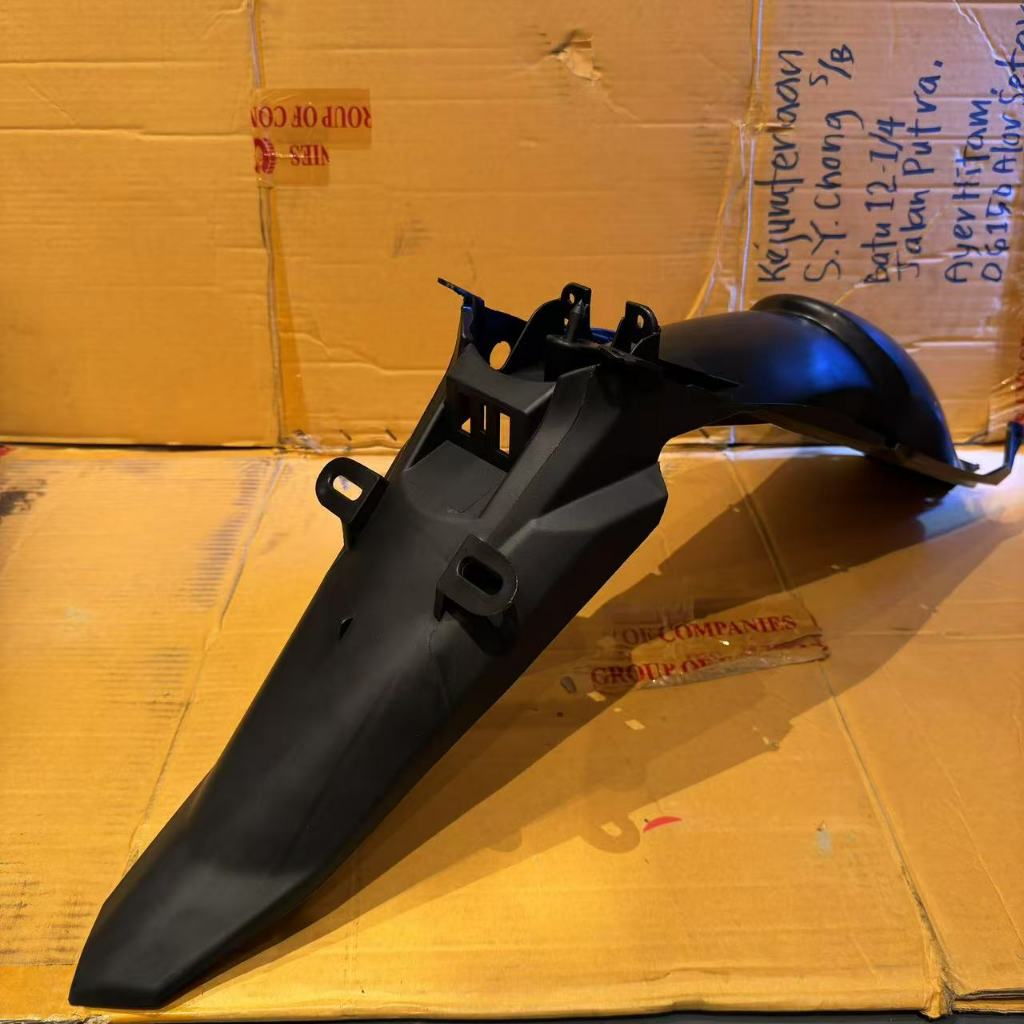 YAMAHA LC135-NEW V2 V3 REAR FENDER YAMAHA MAGAT MUDGUARD COVER BELAKANG ...