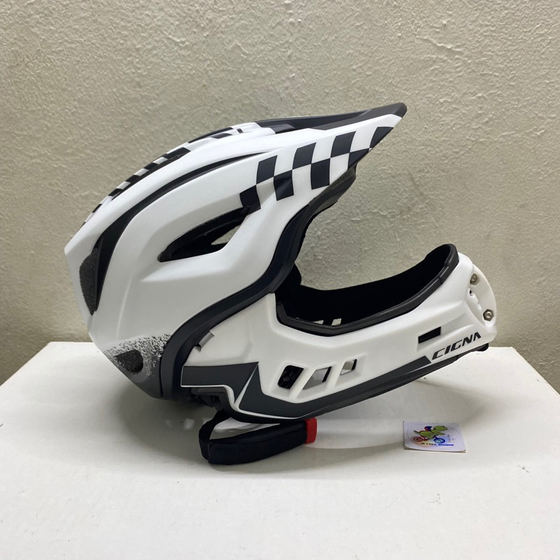 Cigna helmet price best sale