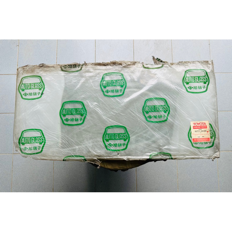 Glass, rear window (LH). Toyota land cruiser BJ40/FJ40. New genuine ...