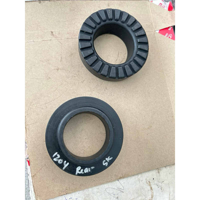 NISSAN DATSUN 120Y COIL SPRING RUBBER REAR SET 2 PCS | Shopee Malaysia