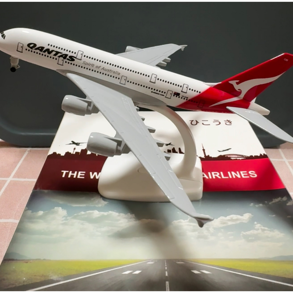 Australia Air Qantas Airways A380 Aircraft Model Die cast Metal 