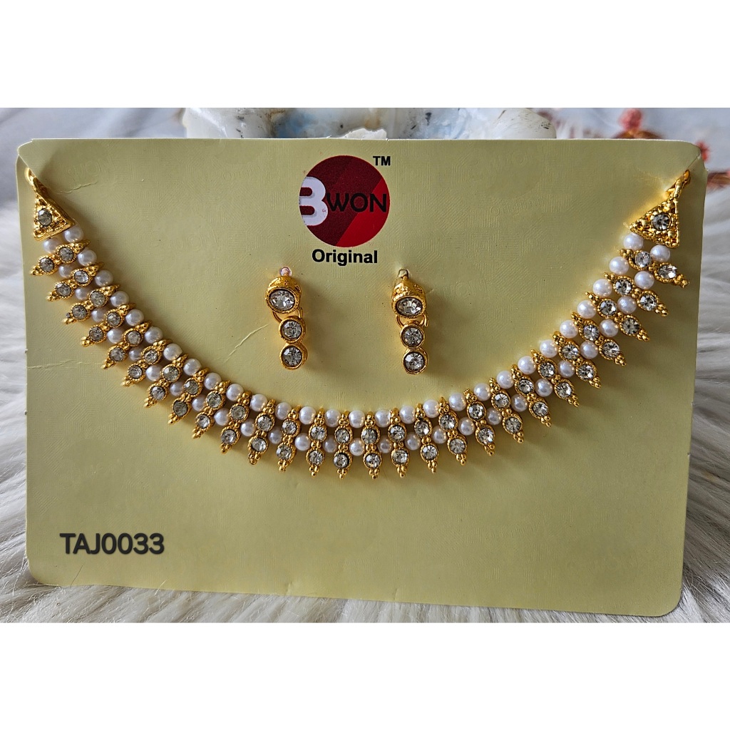 SIMPLE DESIGN CHOKER SET WITH FULL STONE WORK | Shopee Malaysia
