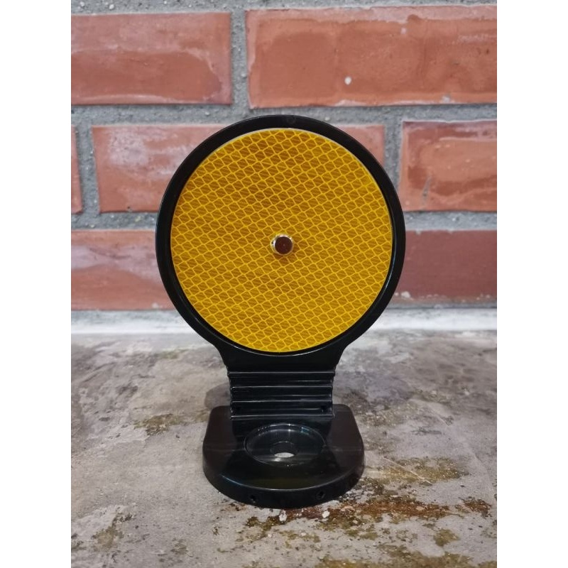 Spring Back Round 100 mm reflector with 3M Yellow White Reflective ...