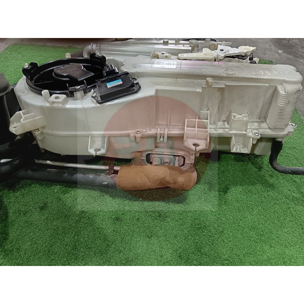 Toyota Alphard /Vellfire AGH30/GGH30 Rear Cooling Blower Motor | Shopee ...