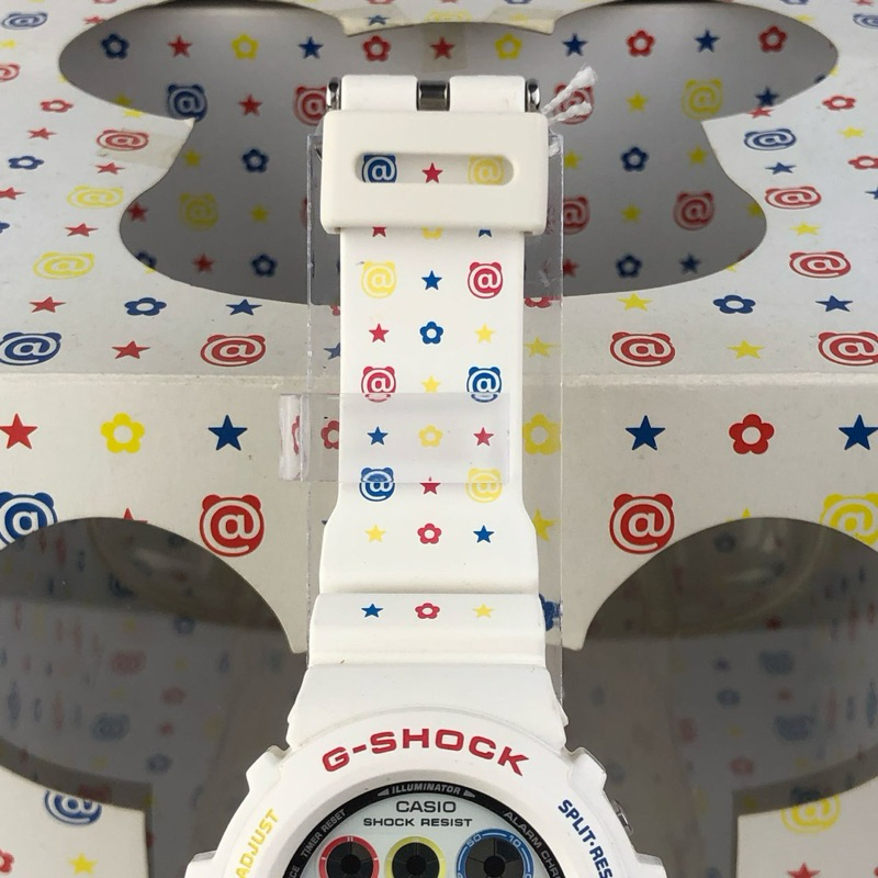 Casio G-Shock 30th Anniversary X Japan Medicom Toy Bearbrick DW