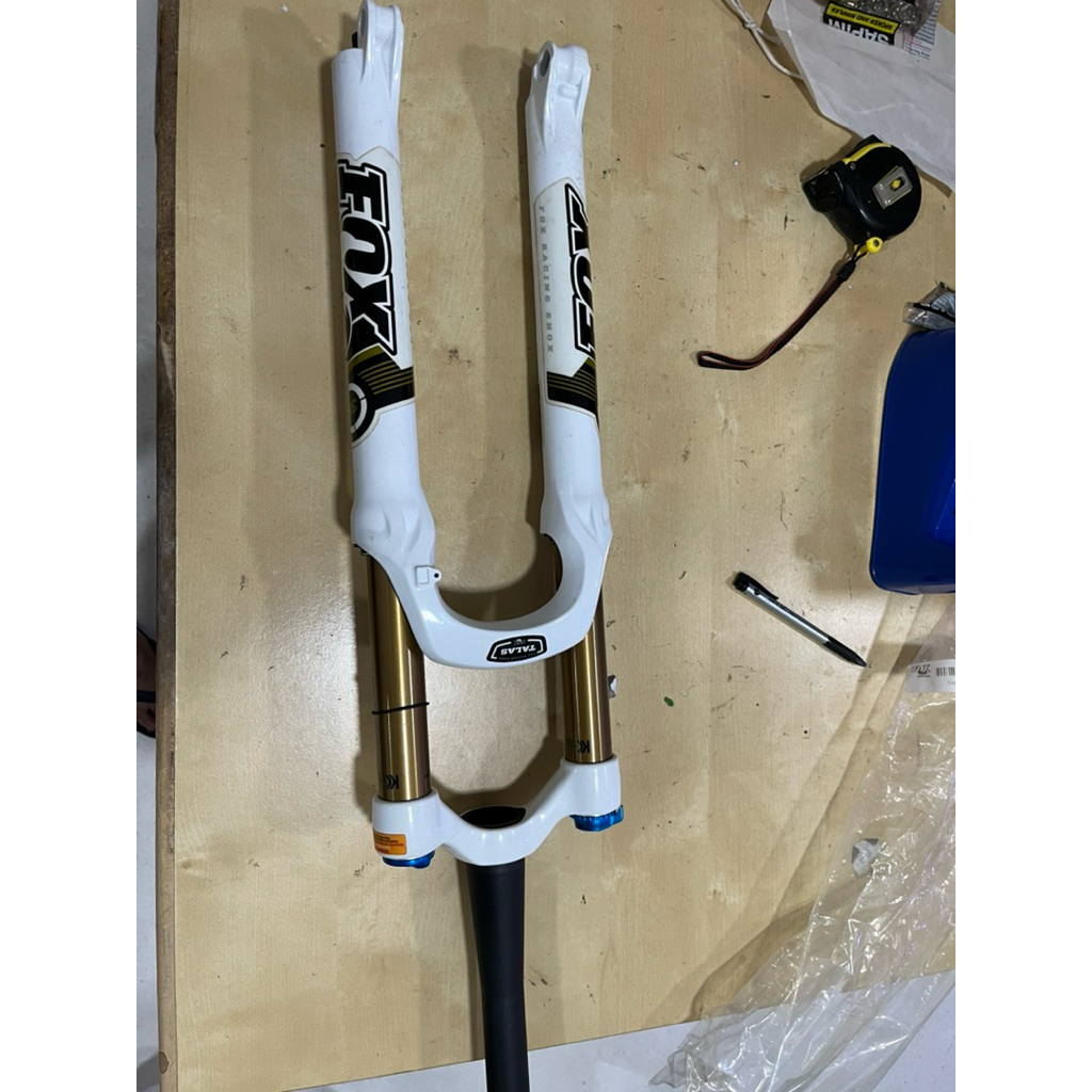 Fox Talas 32 140 RLC Kashima 26in 1.5T thru axle white | Shopee Malaysia