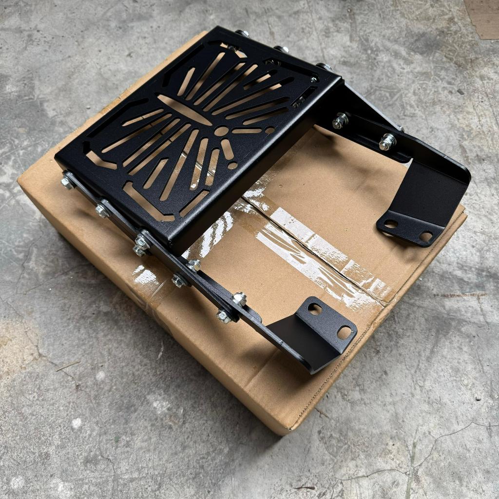 CNC Style Adjustable Monorack Yamaha Lc135 v1 Lcv1 Top Box Rack Lipat ...