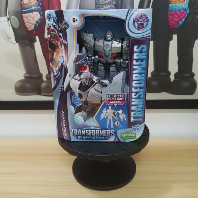 Hasbro Transformers Earthspark Deluxe Class Megatron Figure Collection ...