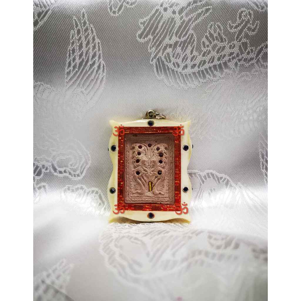 Authentic Kruba Krissana Butterfly Amulets 古巴蝴蝶王蝴蝶佛牌 Thep Sampok Deer ...