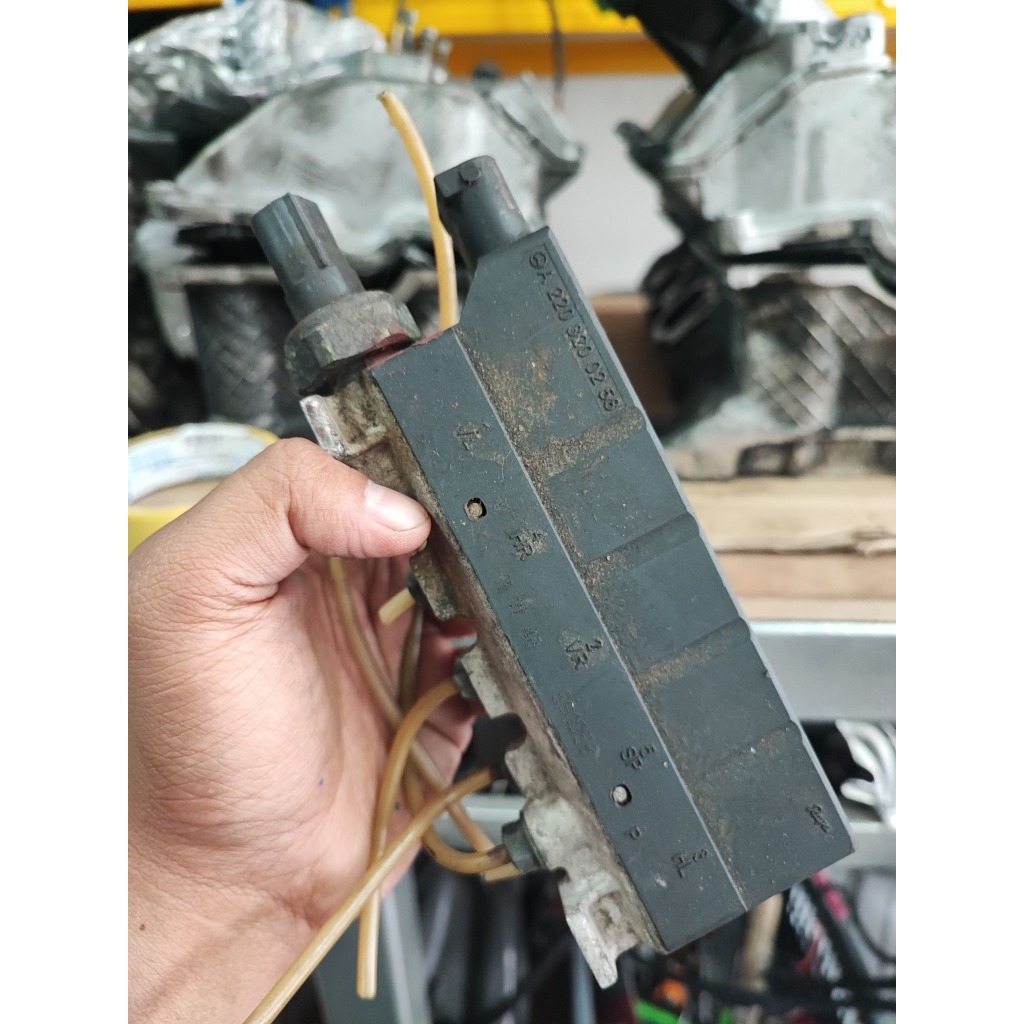 Mercedes Benz W220 Air Suspension Compressor Valve Block | Shopee Malaysia