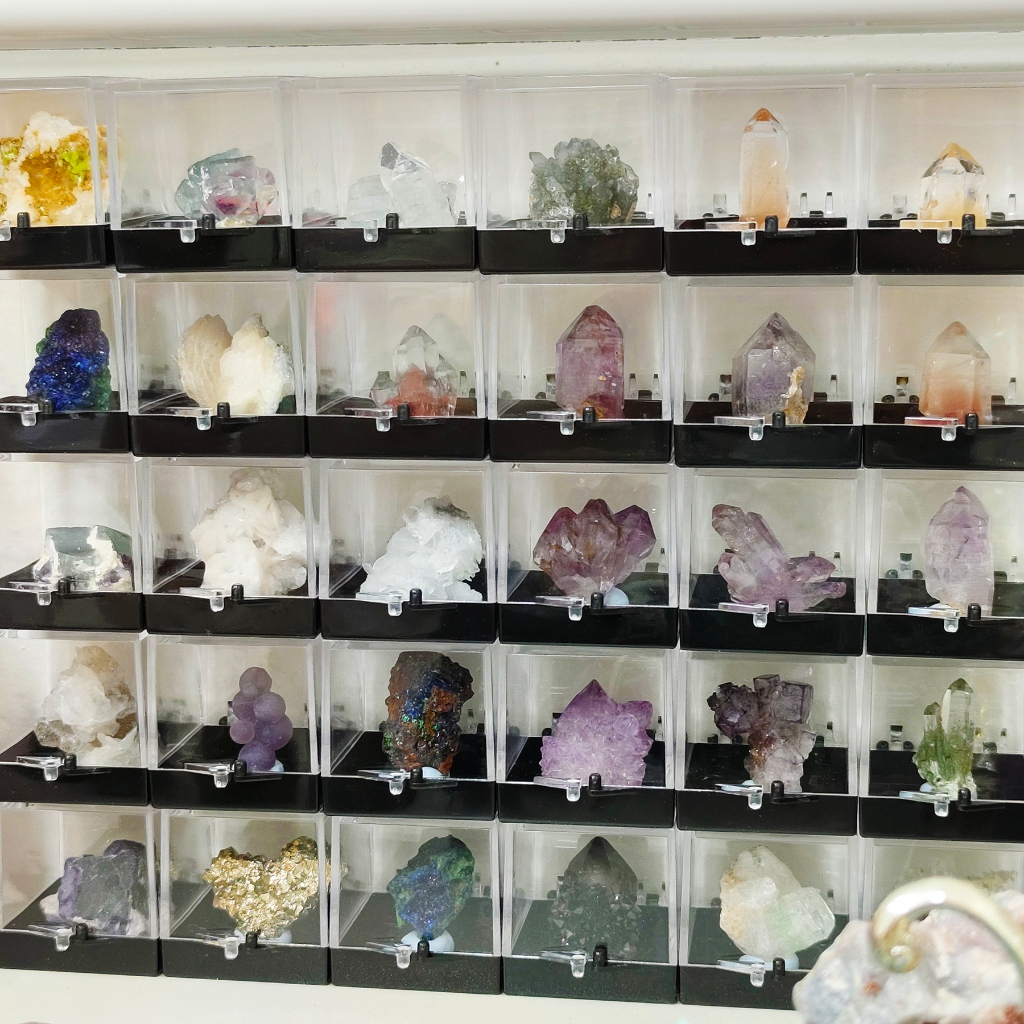 Natural Crystal Mineral Raw Specimen Small Mineral Specimen Collection ...