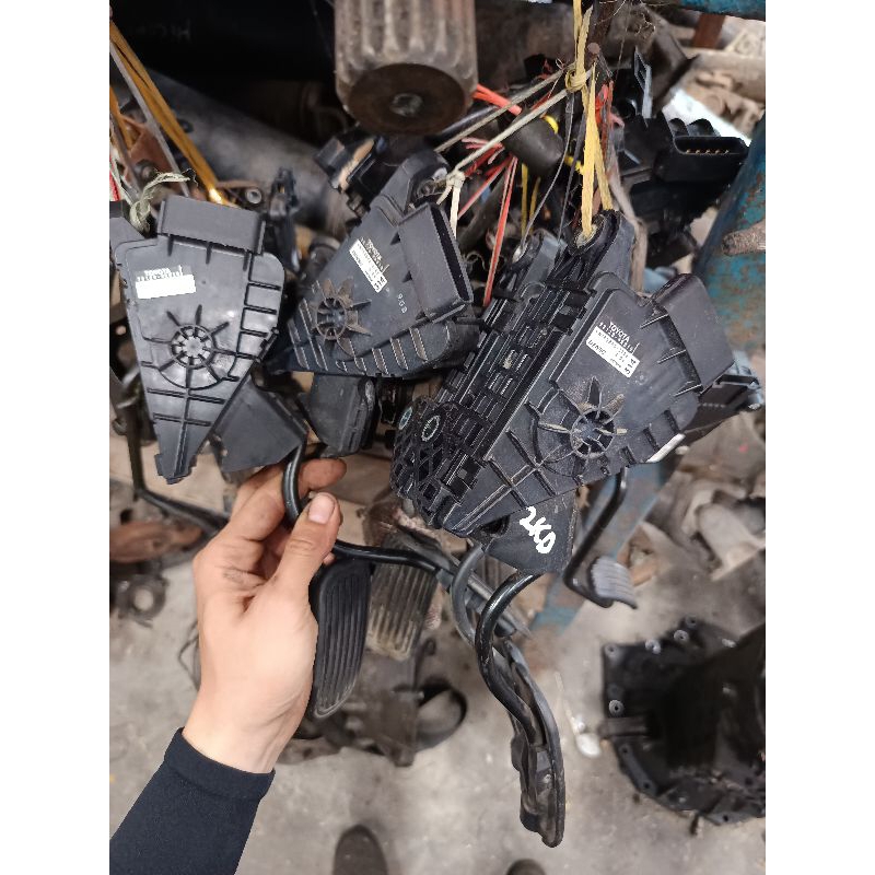 USED Original Toyota Hilux Vigor Kun25 ACCL Padel Sensor Accelerator ...