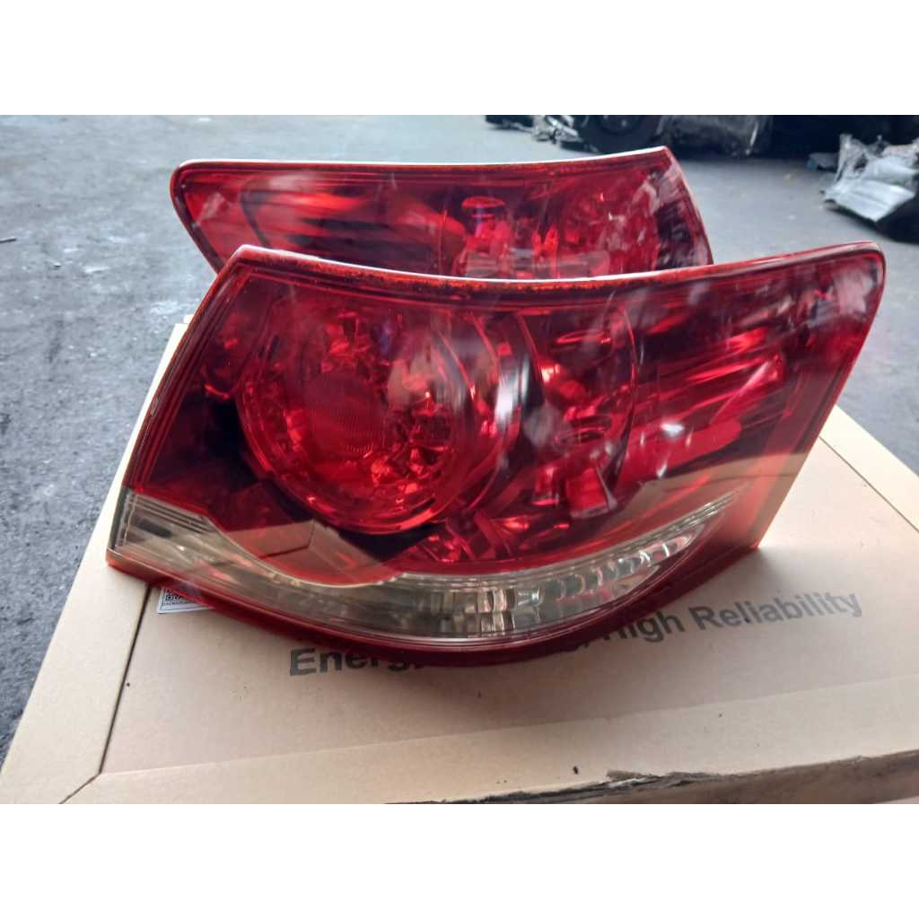 Toyota Camry ACV40 Rear Tail Lamp 2007-2008 (USED) | Shopee Malaysia