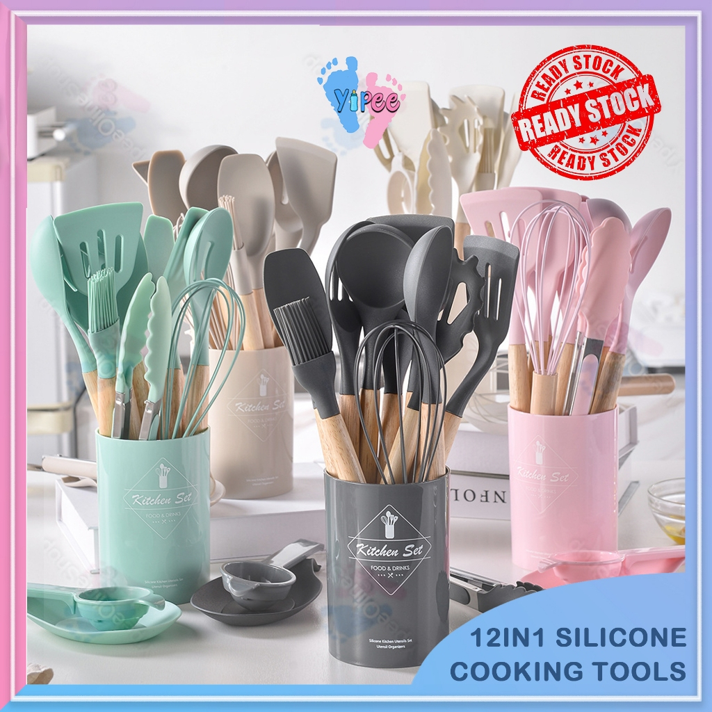 12 in 1 Kitchenware Set Cooking Tools Non-Stick Wooden Handle Set ...