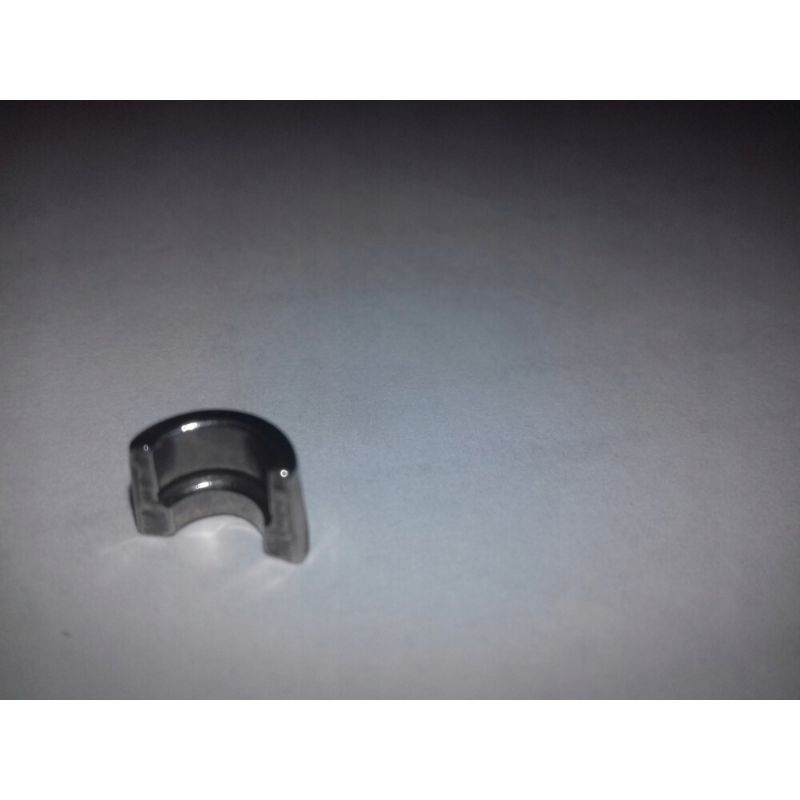 ORIGINAL NISSAN URVAN E25 VALVE KEY | Shopee Malaysia