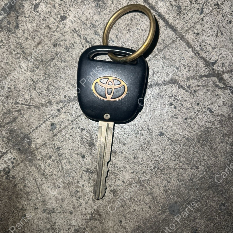 Toyota Key Side Button IMPORTED FROM JAPAN USED | Shopee Malaysia