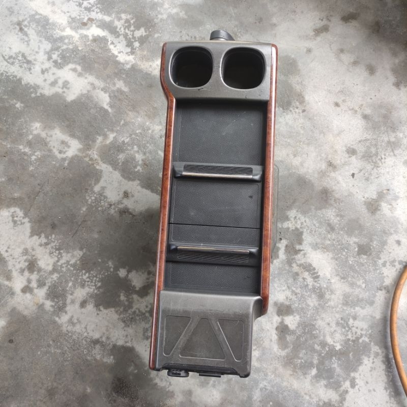 Honda JDM console compartment center box Honda Elysion | Shopee Malaysia