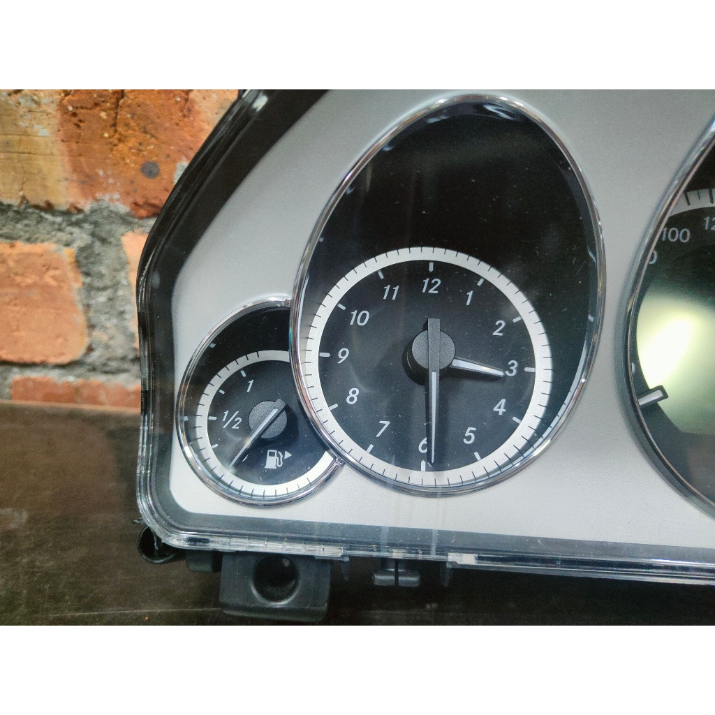Original Mercedes Benz W211 Meter Cluster Speedometer Speed Meter Gauge ...