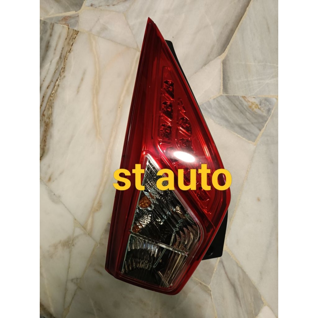 ORIGINAL PROTON IRIZ REAR LIGHT ( LEFT SIDE ) | Shopee Malaysia