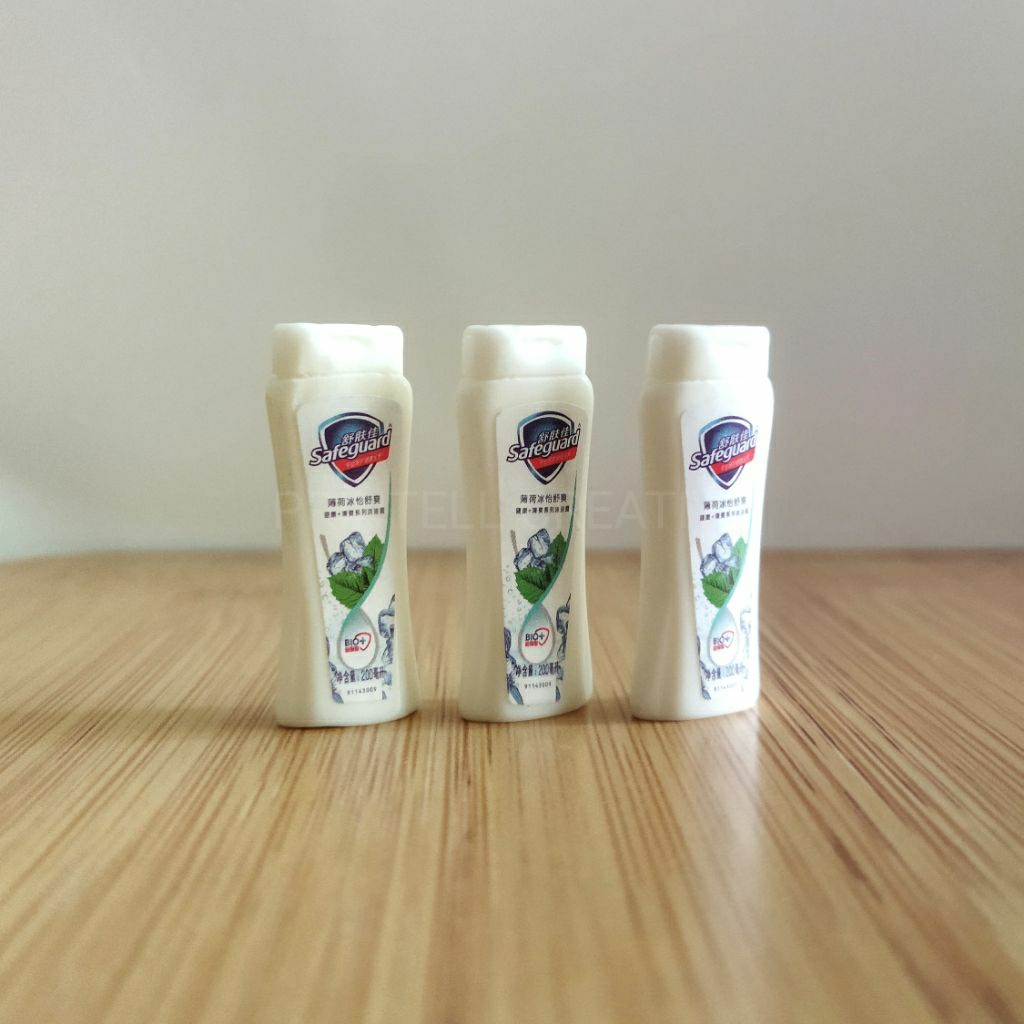 Toy Miniature Shampoo 1:12 / Miniature Dollhouse Shampoo 1:12 | Shopee ...