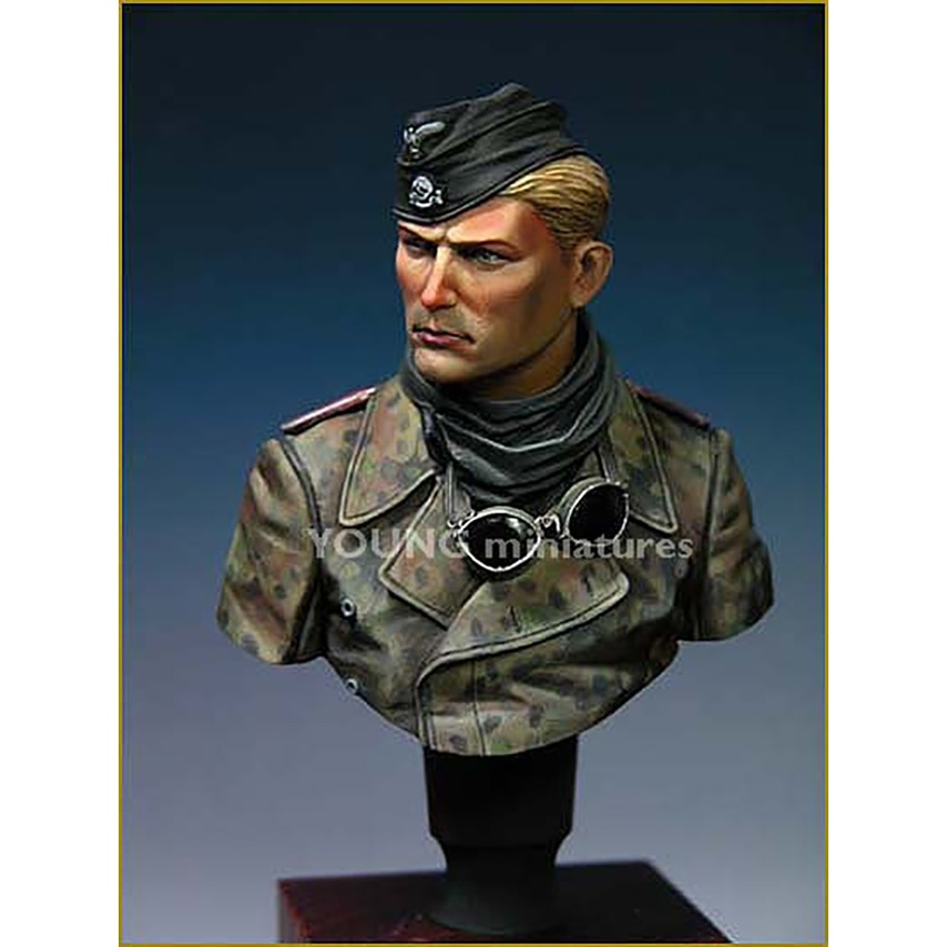 YOUNG Miniatures YM1806 1/10 Bust Resin SS Panzer Crew WWII | Shopee ...
