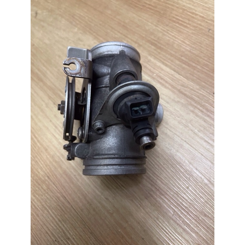 BMW R1100GS FUEL INJECTOR THROTTLE BODY (RH) 19941997 Shopee Malaysia