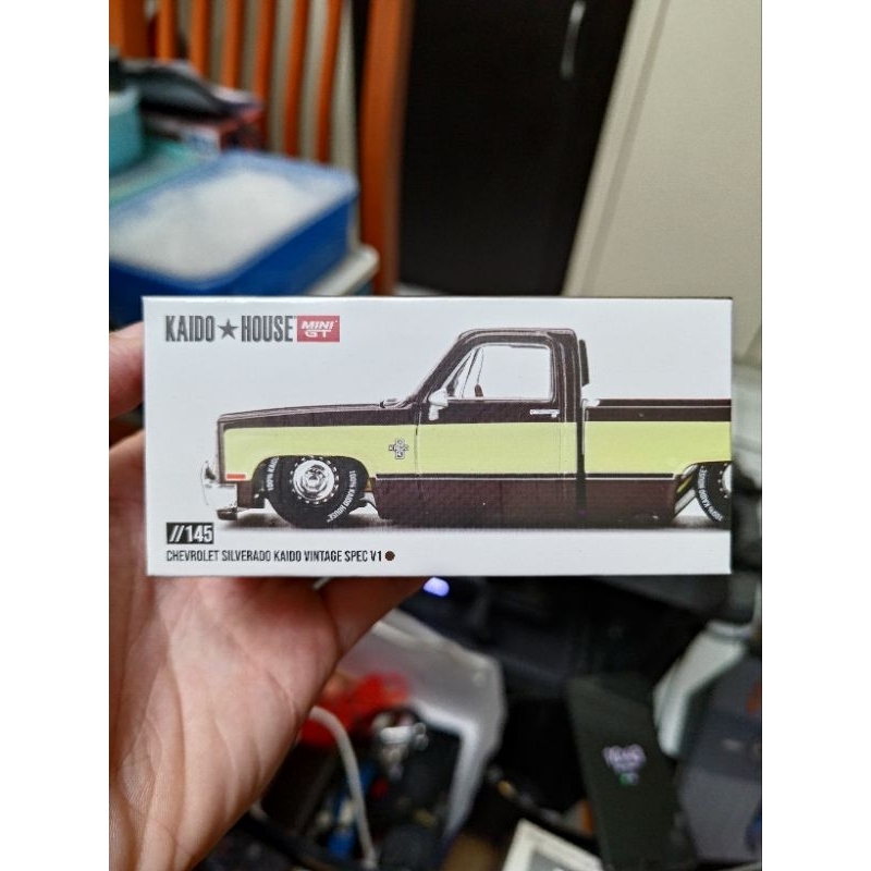 Chevrolet Silverado KAIDO Vintage Spec V1 Two-Tone Brown Cream Diecast 1:64 Scale Model Kaido House x Mini GT TSM KHMG145 Officially Licensed New in Box - TikTok