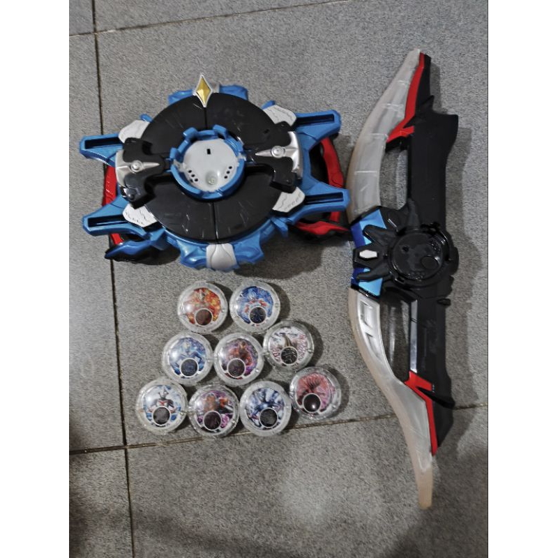 Bandai Ultimate Bright Premium Ultraman R/B - Set Rosso Flame E Blu Aqua Con Unità Luminose, Action Figure Da Collezione