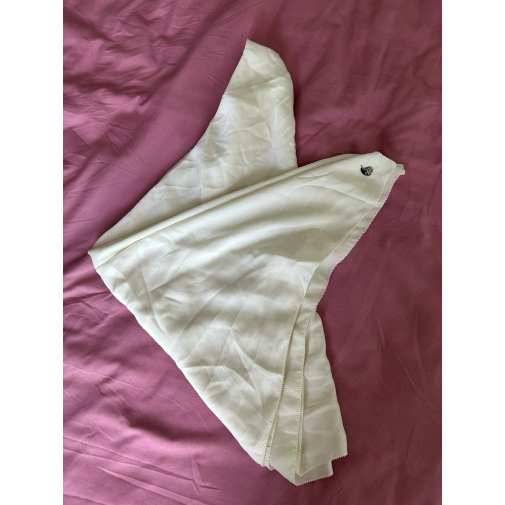 Waarna Square - Cream | Shopee Malaysia