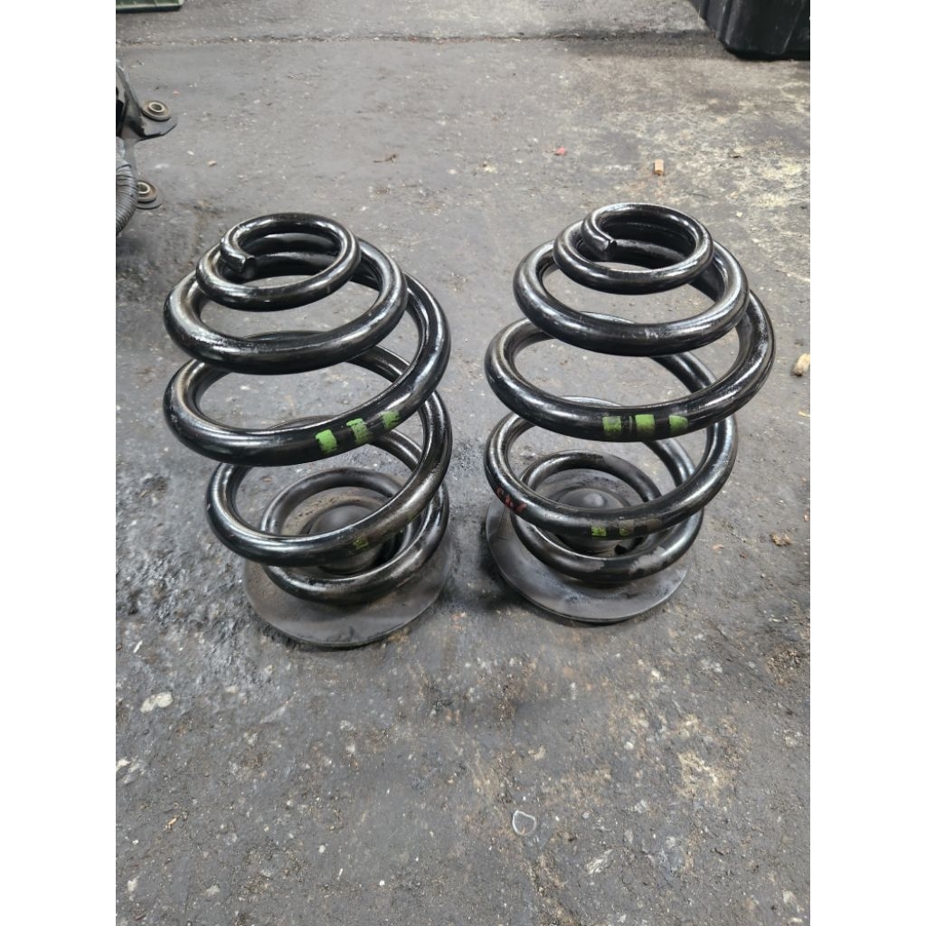 BMW E46 M3 Coupe Rear Axle Coils Springs Pair Green Markings | Shopee ...