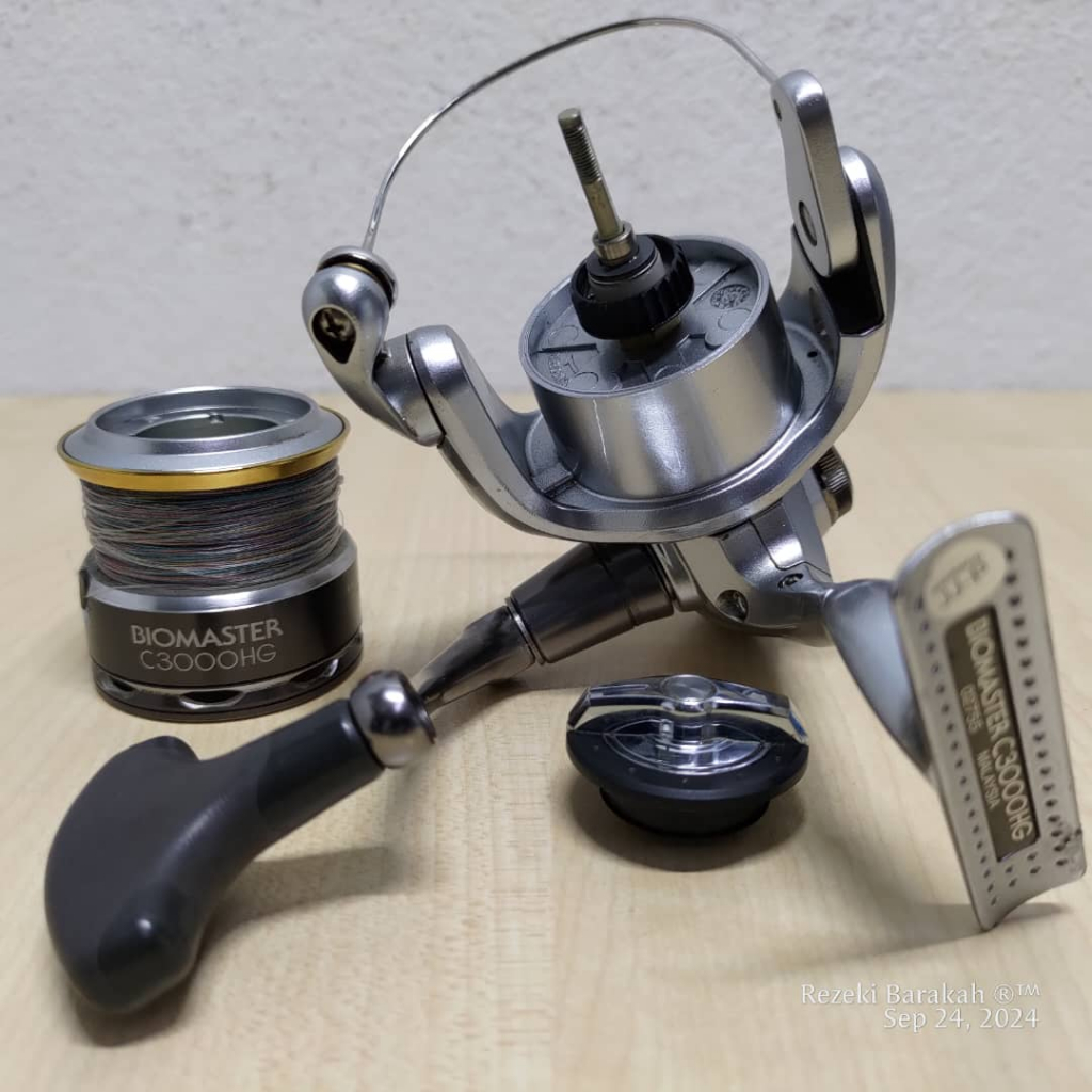 SHIMANO BIOMASTER C3000HG Fishing Reel Spinning Mesin Pancing